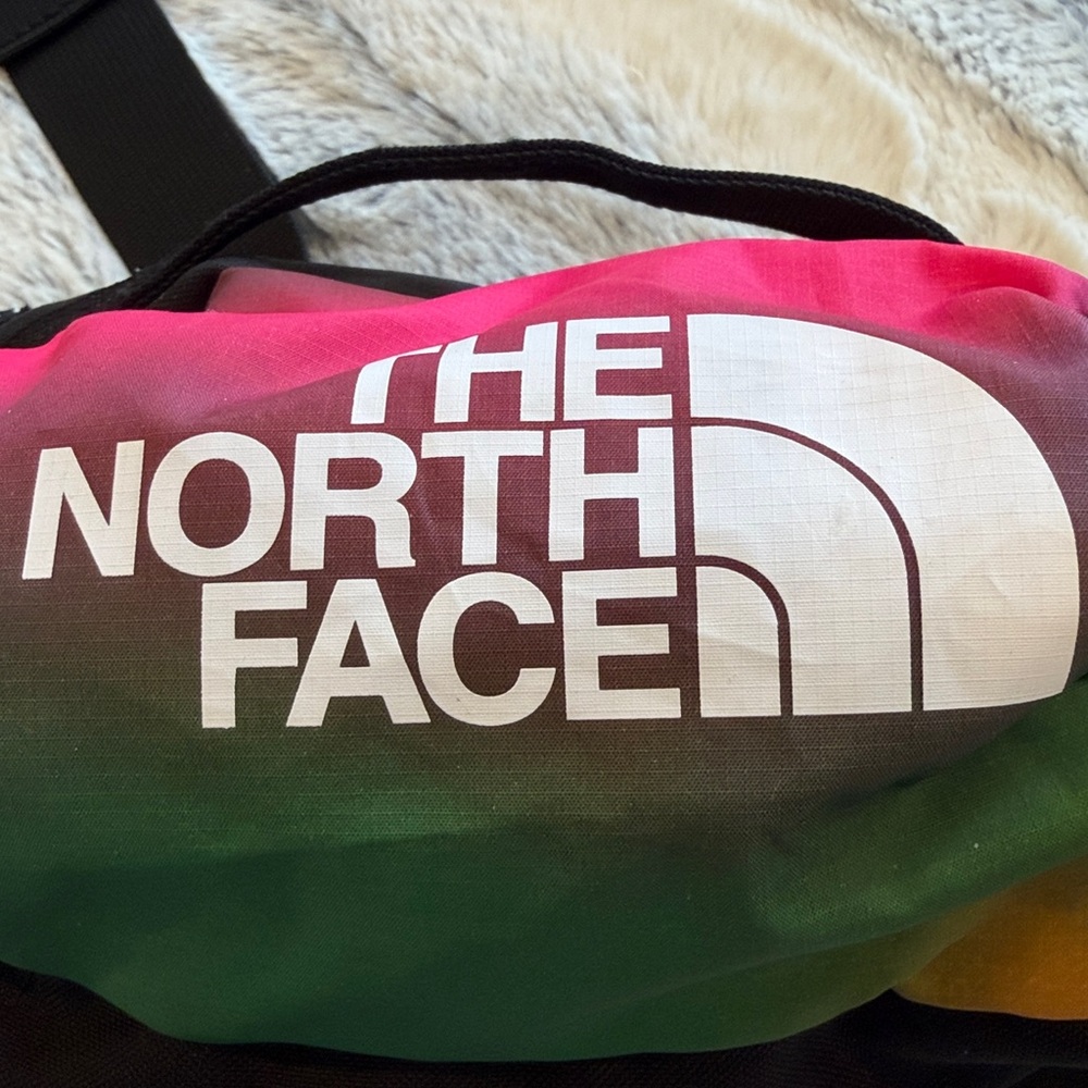 The North Face Waist Pac/Belt Bag - Picture 2 of 8